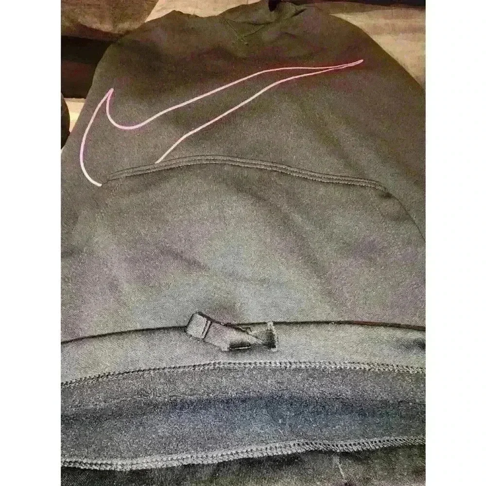Girls nike sweatshirt